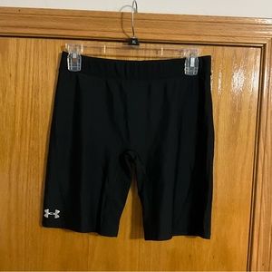 Under Armour Compression Shorts Size L